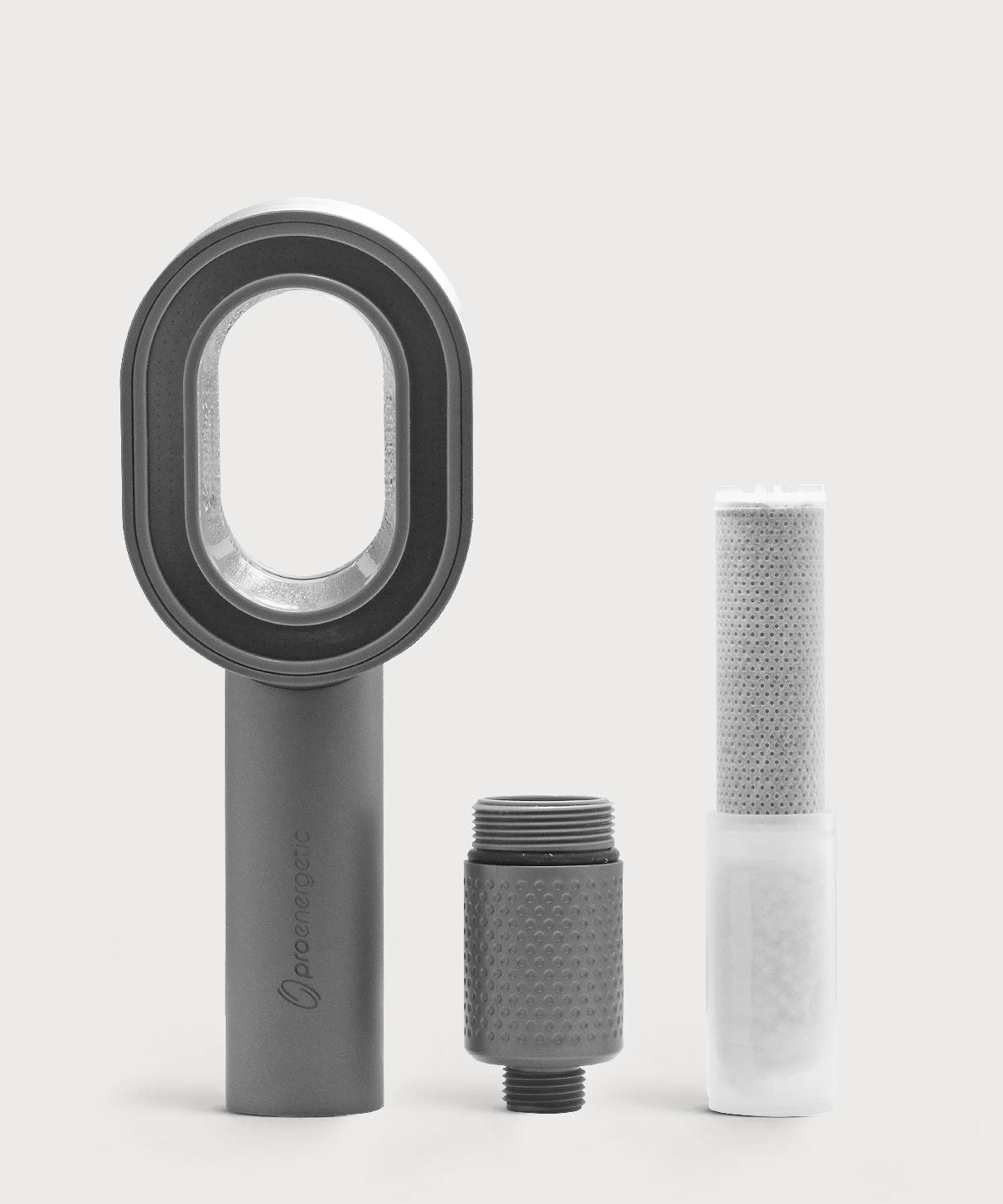 Grauer AERO Shower Duschkopf mit Kalkmodul von ProEnergetic und separater Filterkartusche auf hellem Hintergrund.