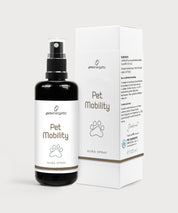 Schwarze Sprayflasche „Pet Mobility“ von proenergetic mit weißem Etikett und Pfoten-Symbol, daneben die passende weiße Produktverpackung. Aufdruck „Aura Spray“. Freigestellt vor hellem, neutralem Hintergrund.